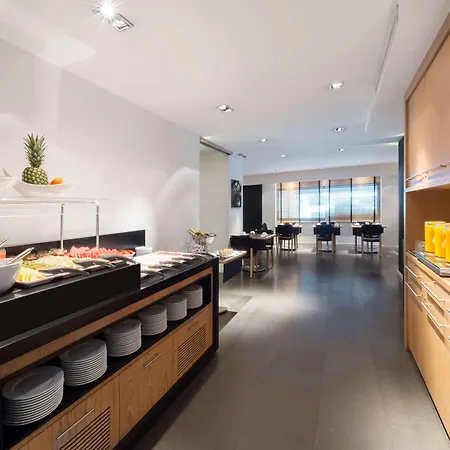 Ξενοδοχείο Jazz 3*